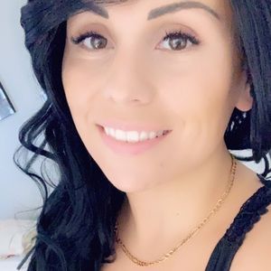 Meet your Posher, Vanessa